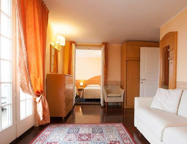 Hotel Gardenia & Villa Charme Adults Friendly 4Star Service Бардоліно Екстер'єр фото
