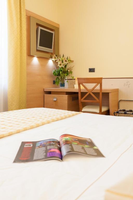 Hotel Gardenia & Villa Charme Adults Friendly 4Star Service Бардоліно Екстер'єр фото