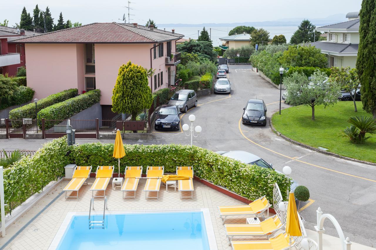 Hotel Gardenia & Villa Charme Adults Friendly 4Star Service Бардоліно Екстер'єр фото