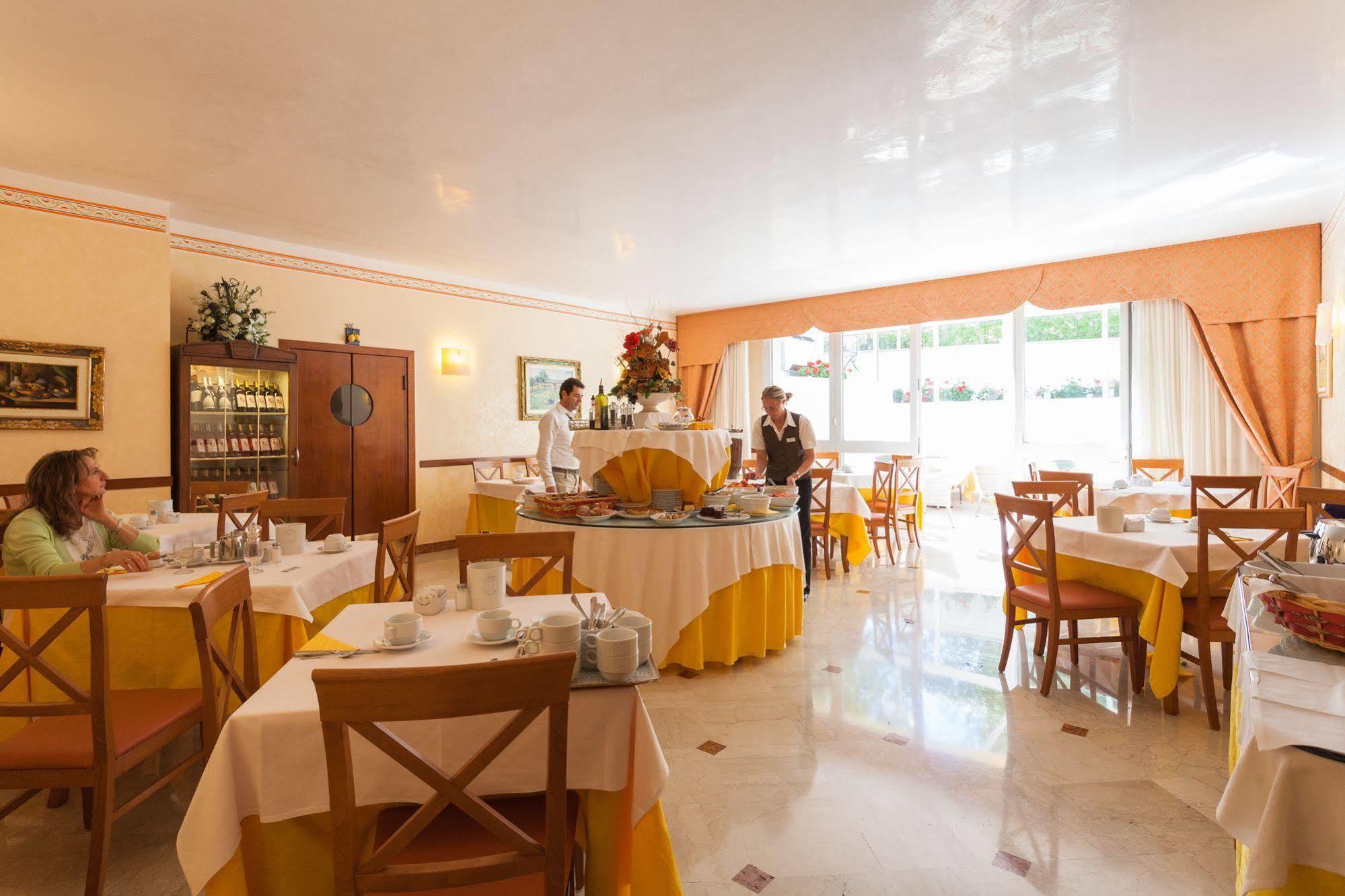 Hotel Gardenia & Villa Charme Adults Friendly 4Star Service Бардоліно Екстер'єр фото