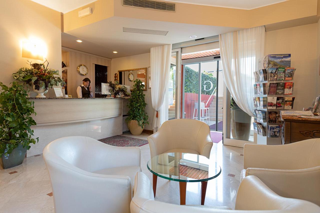 Hotel Gardenia & Villa Charme Adults Friendly 4Star Service Бардоліно Екстер'єр фото