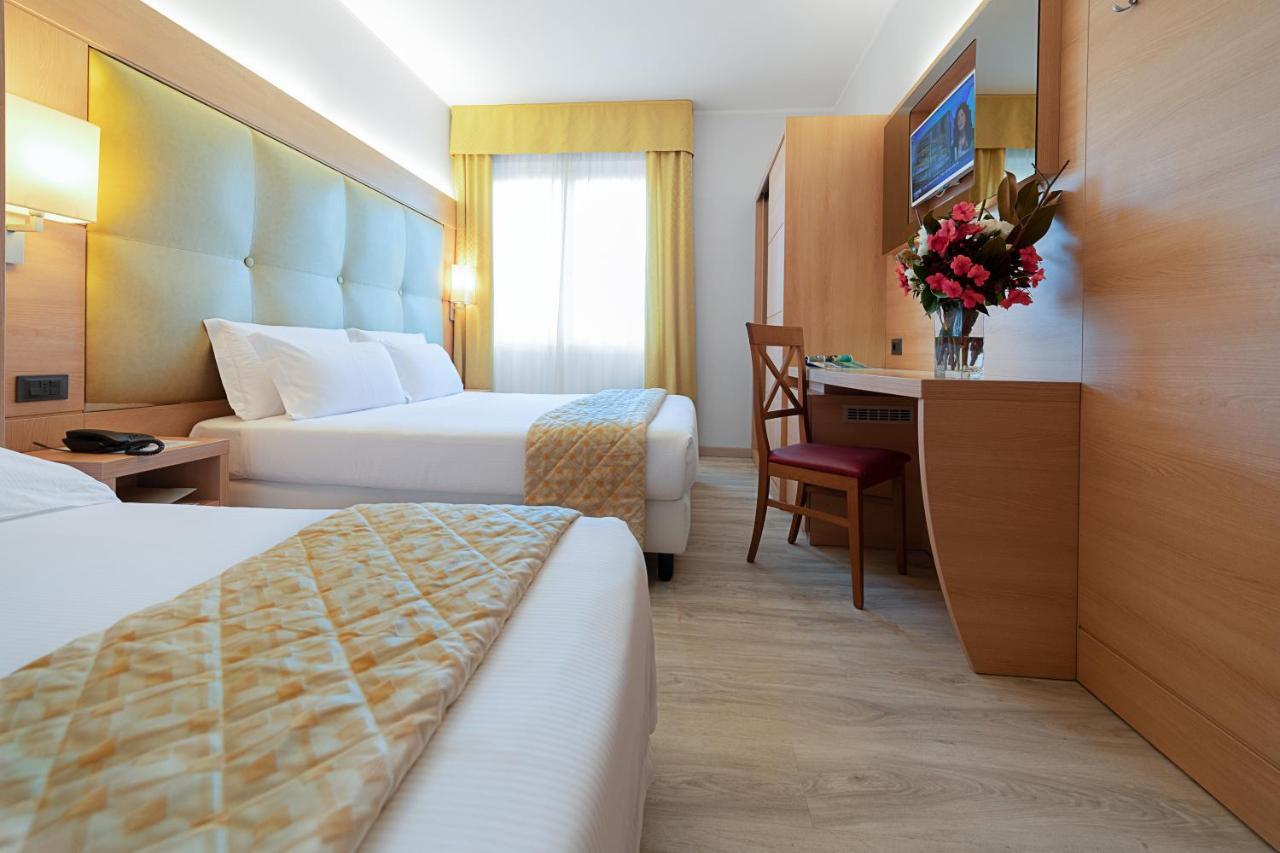Hotel Gardenia & Villa Charme Adults Friendly 4Star Service Бардоліно Екстер'єр фото